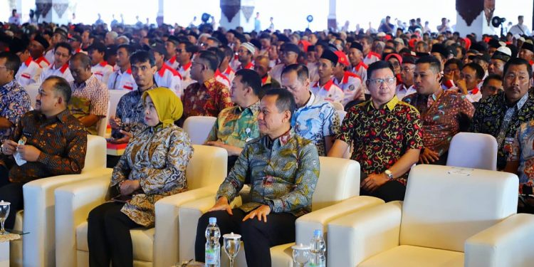 Optimalkan Program Jaga Desa, Bupati Sam’ani Kejar Transparansi Anggaran
