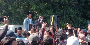 Ratusan Warga Demo Kiai yang Diduga Cabuli Puluhan Santriwati di Tlogosari Pati