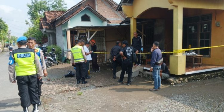 Geger! Rumah Warga Desa Sambung Kudus Dilempar Bom Molotov
