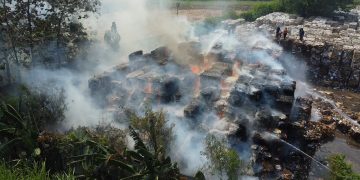 Pabrik Kertas di Kudus Terbakar, Kerugian Ditaksir Ratusan Juta