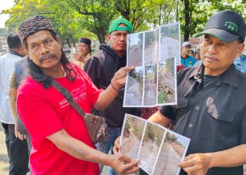 Jalan Rusak Tak Diperbaiki, Warga Tompegunung Protes ke Plt Bupati Pati