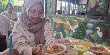 ​Kuliner Hidden Gem di Ploso Kudus, Sop Daging Kerbau Cuma Rp10 Ribu