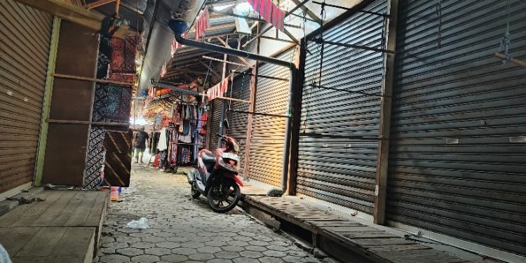 Ekonomi Lesu, Pedagang Minta Pemkab Tak Tergesa Revitalisasi Pasar Rembang