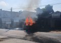 Diduga Korsleting Listrik, Mobil Carry di Winong Pati Hangus Terbakar