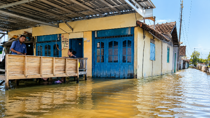 Banjir Rob di Tunggulsari Pati Kembali Meninggi, Puluhan Rumah Terendam