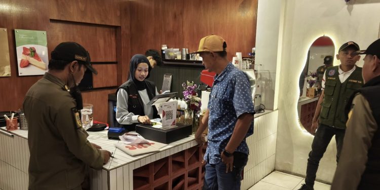 Tegakkan Perda, Satpol PP Kudus Getol Razia Galian C dan Karaoke Ilegal