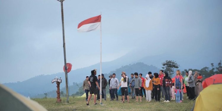 ​Upacara HUT RI di Buba’an Hills, Cara Jurnalis Pati Promosikan Kopi Muria