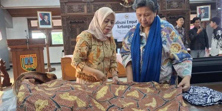 ​Lestari Moerdijat: Batik Kudus Simpan Filosofi Keberagaman Kebangsaan
