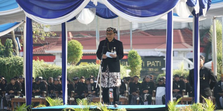 ​Hari Jadi Pati, Plt Bupati Pamer Kemiskinan Turun dan Perbaikan Jalan