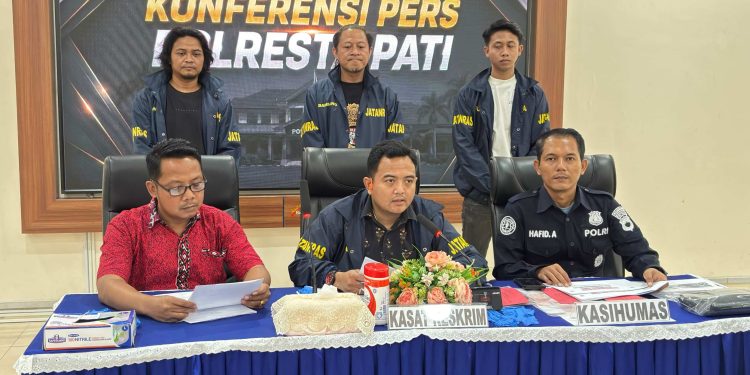 Cinta Ditolak Pisau Bertindak, Wanita di Pati Dianiaya hingga Luka Serius