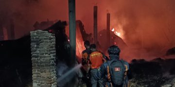 Kebakaran Hebat di Dawe Kudus, 2 Gudang Gula dan Rumah Ludes