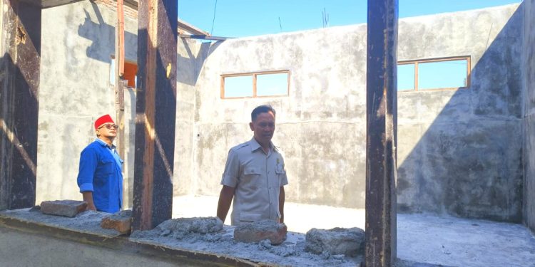 Sidak Revit Sejumlah SD di Rembang, DPRD Temukan Kusen Keropos