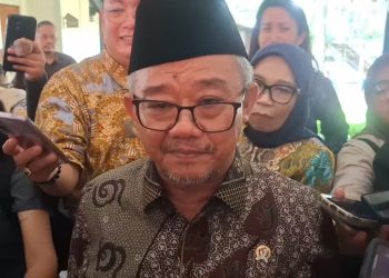 Karhutla Sumatra-Kalimantan: Mendikdasmen Minta Pemda Tak Paksakan Siswa Masuk Sekolah