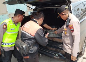 Ambil Uang dari Bank, Mobil Warga Kudus Dibobol Maling dengan Modus Ban Kempis