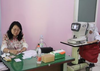 Kecanduan Hp, Ratusan Siswa di Kudus Terdeteksi Gangguan Penglihatan