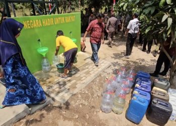Tiap Hari Jalan Jauh Cari Air, Warga Tanjungsekar Pati Senang Dibangunkan Sumur Bor