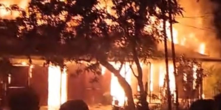 Ditinggal ke Jakarta, Rumah di Krandon Demak Terbakar, 2 Lainnya Ikut Hangus