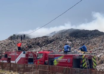 TPS Plosojenar di Jakenan Pati Terbakar, Pemadaman Terkendala Angin Kencang